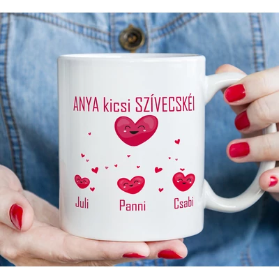 Anya kicsi szívecskéi neves bögre