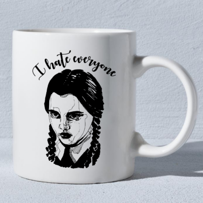 I hate everyone!- Wednesday Addams-bögre